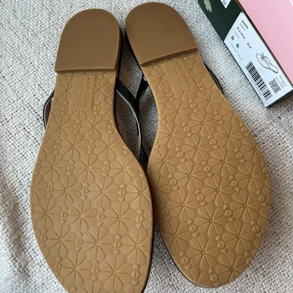 Brand new! Never worn! Jerk of an ex bought them for me. :) - Picture 3 of 4